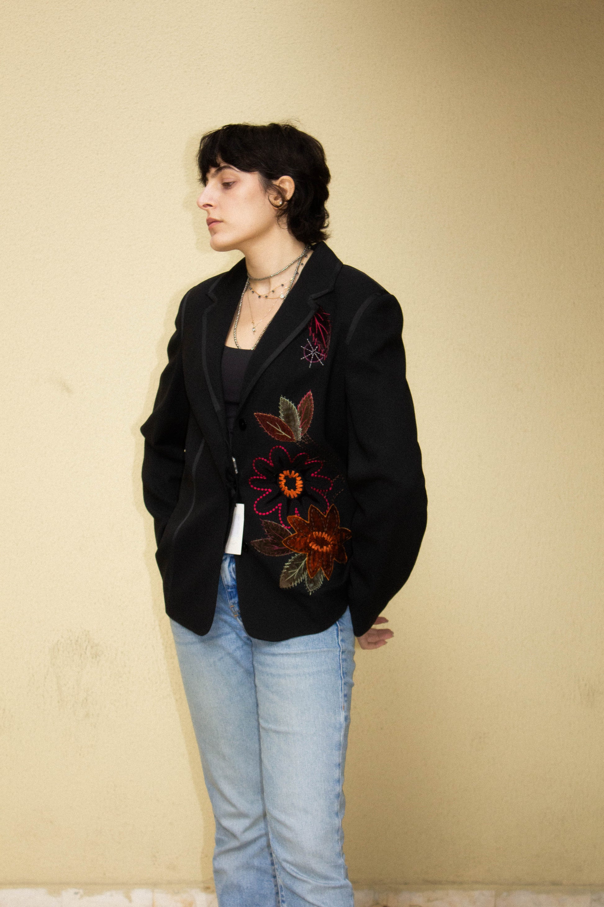 Nabila Blazer