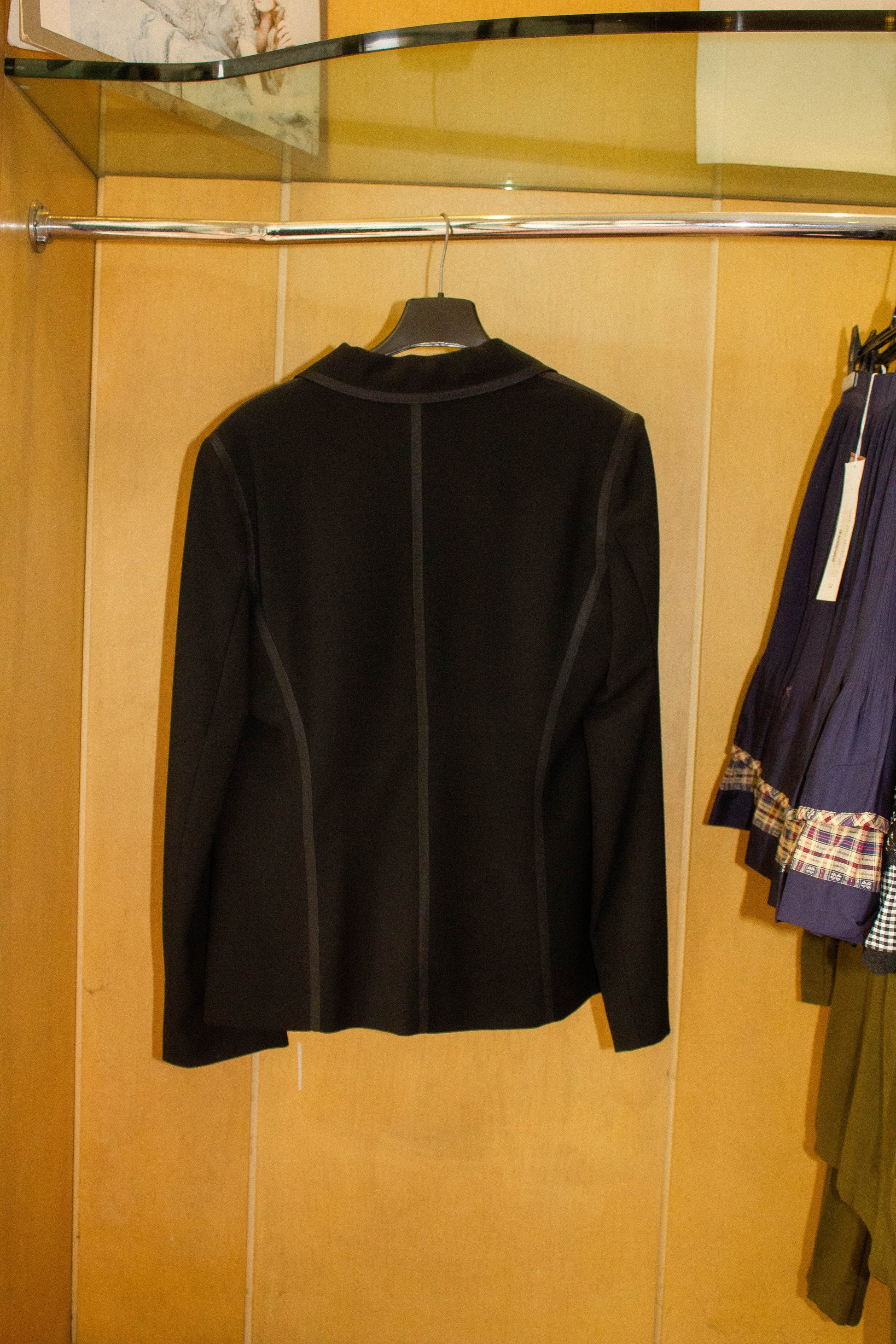 Nabila Blazer