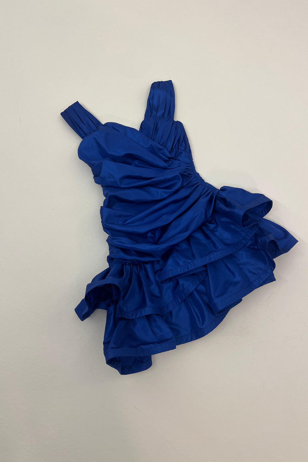 Vintage royal blue ruffled dress 
Era 1980’s