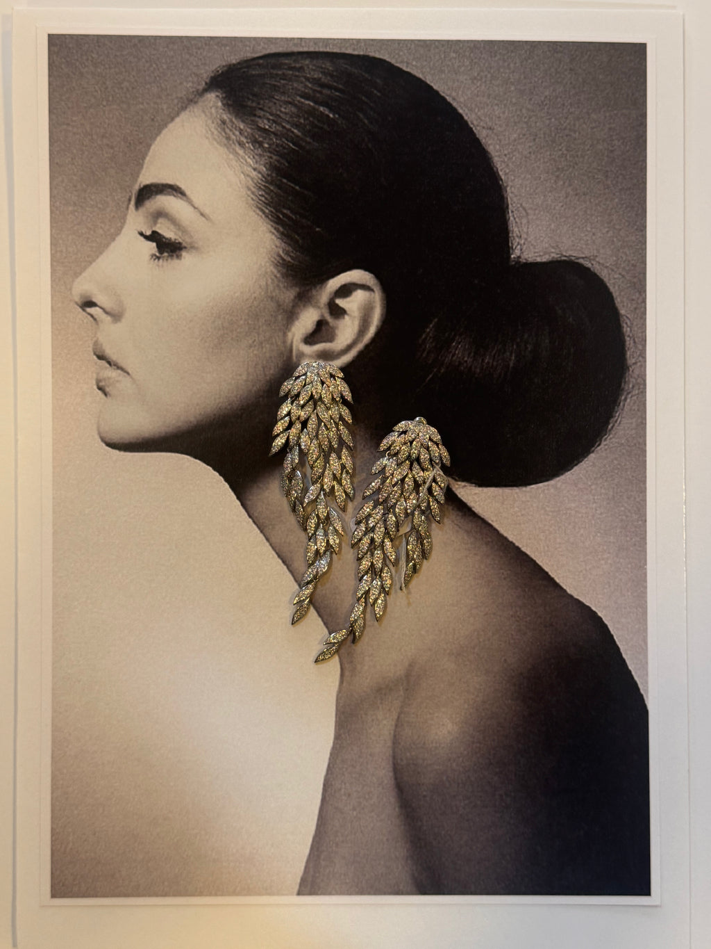 1990's leaf like pin earrings with sparkling Diamantine