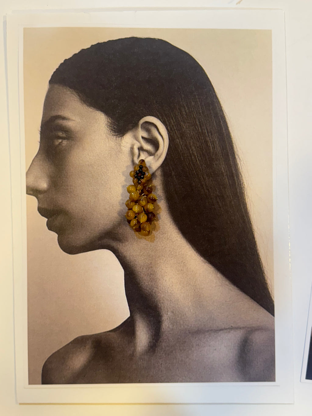 1980's drop grapes style earrings
