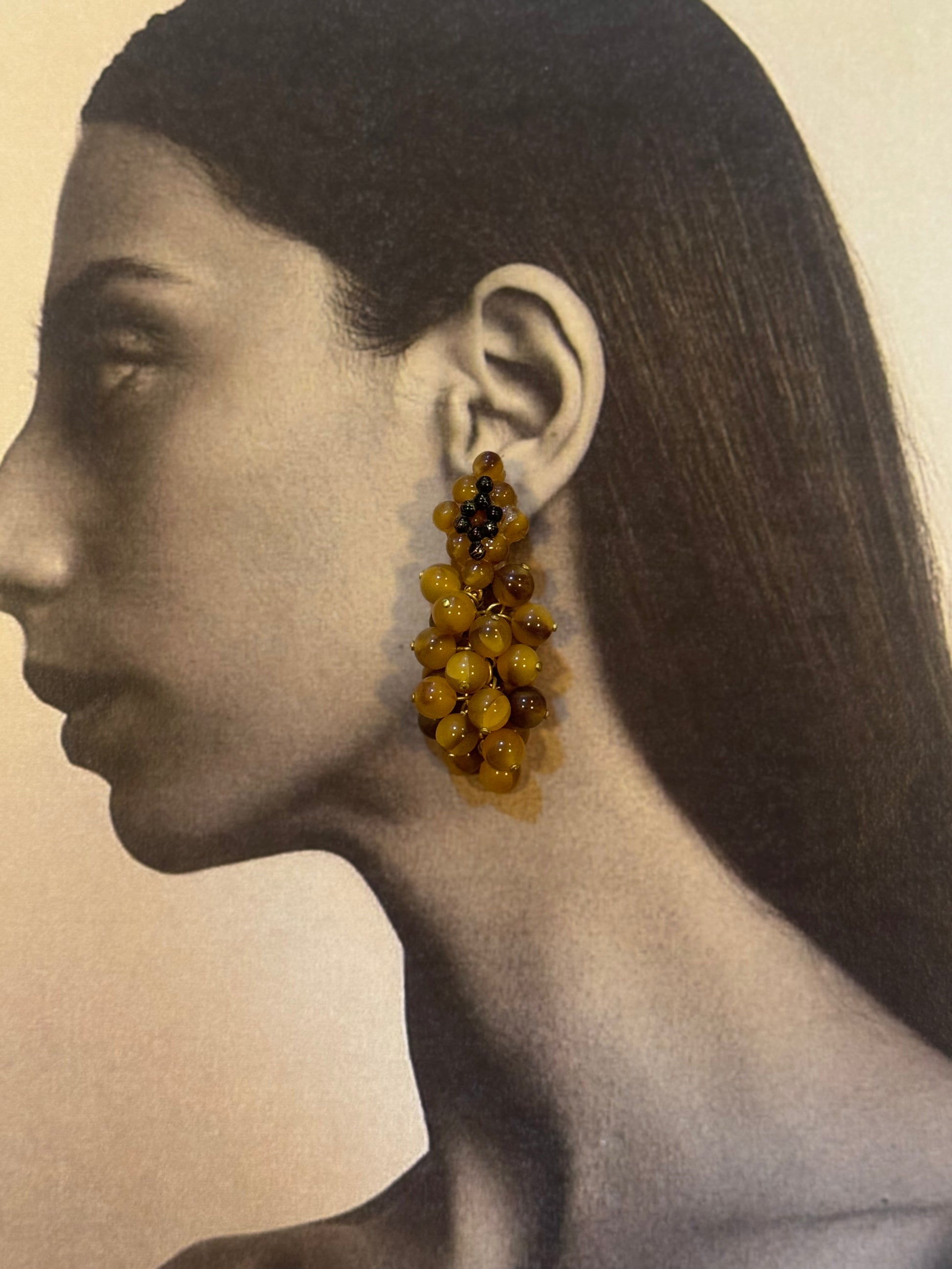 1980's drop grapes style earrings