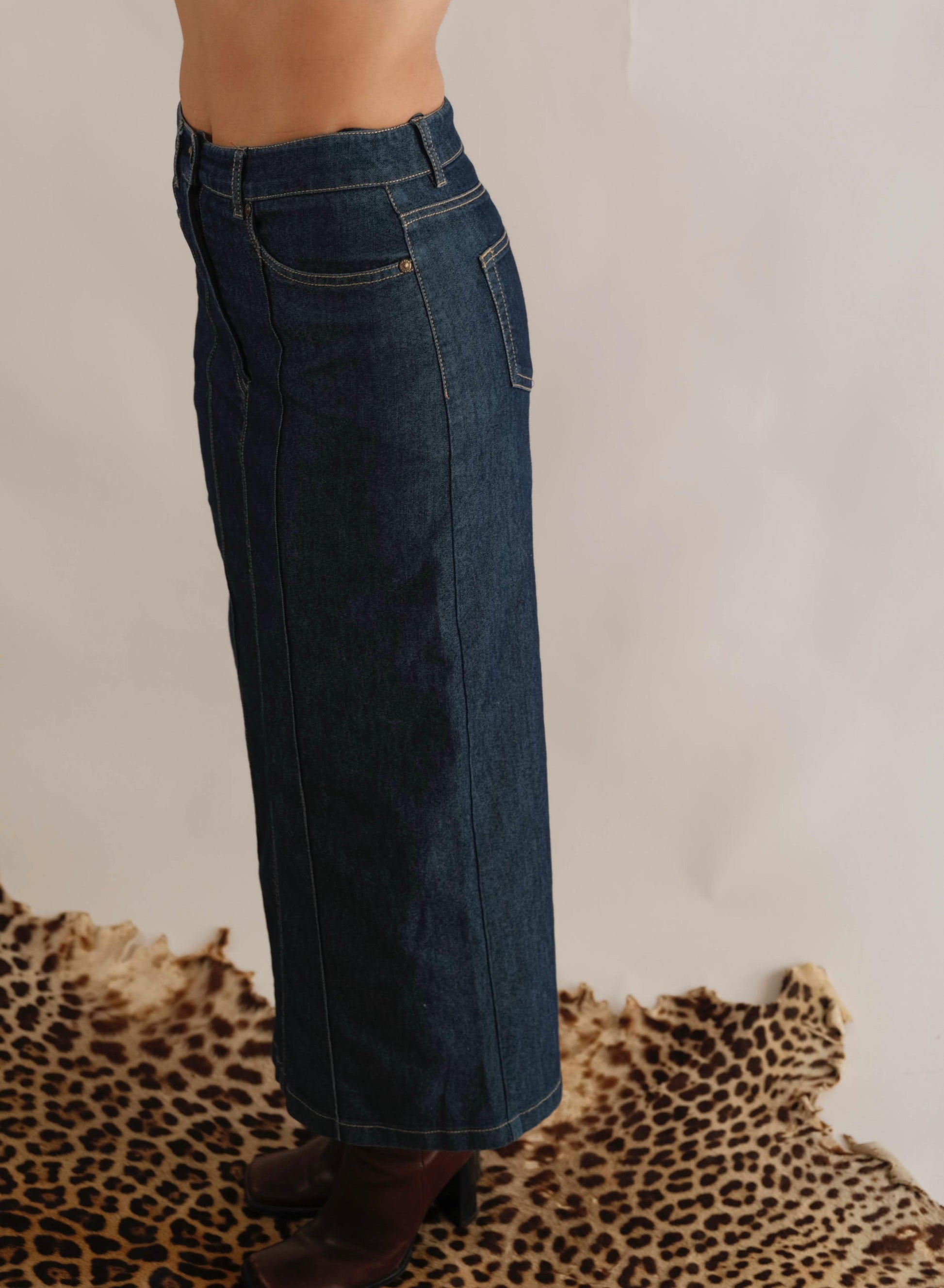 Y2K denim skirt