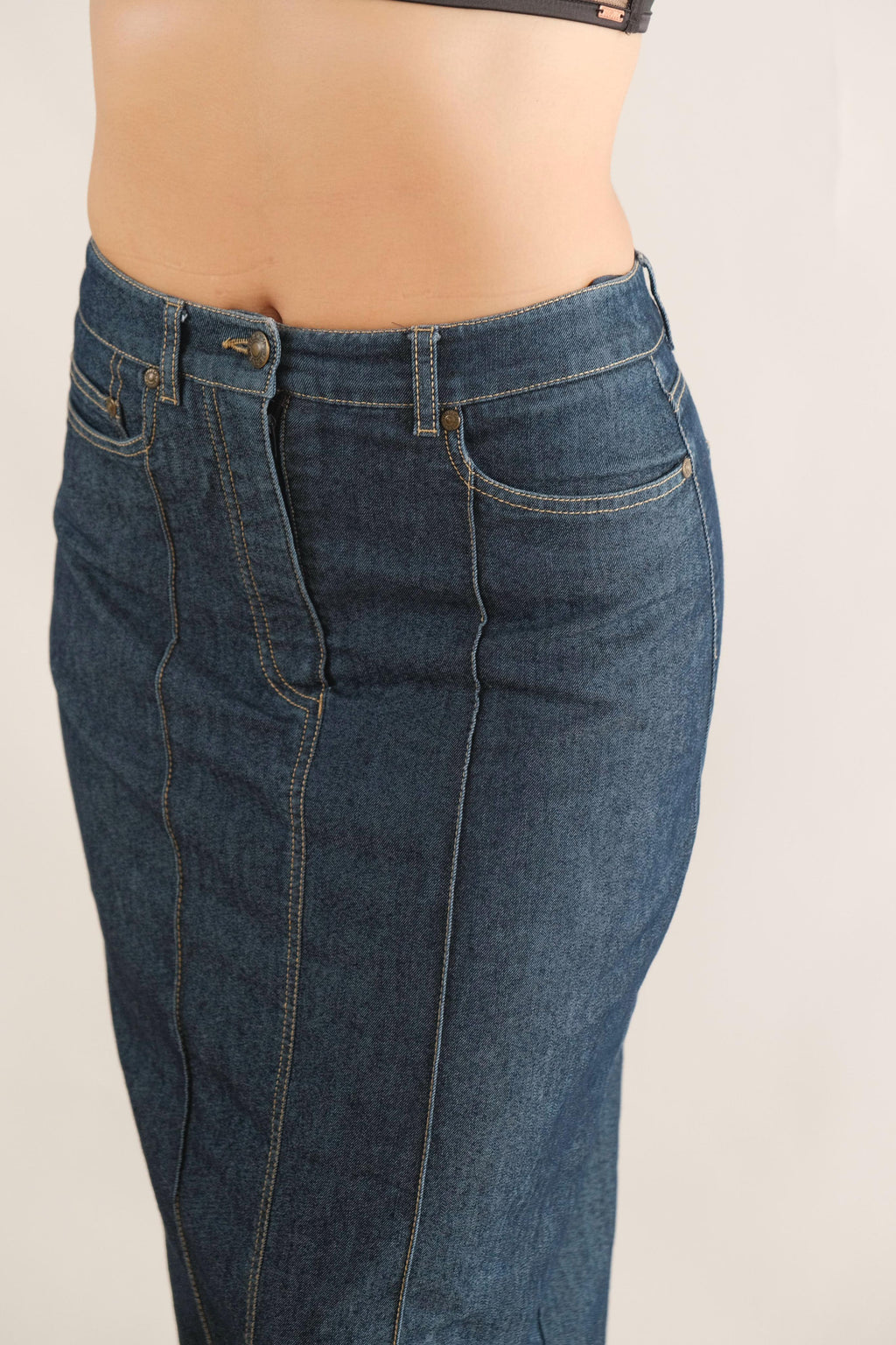 Y2K denim skirt