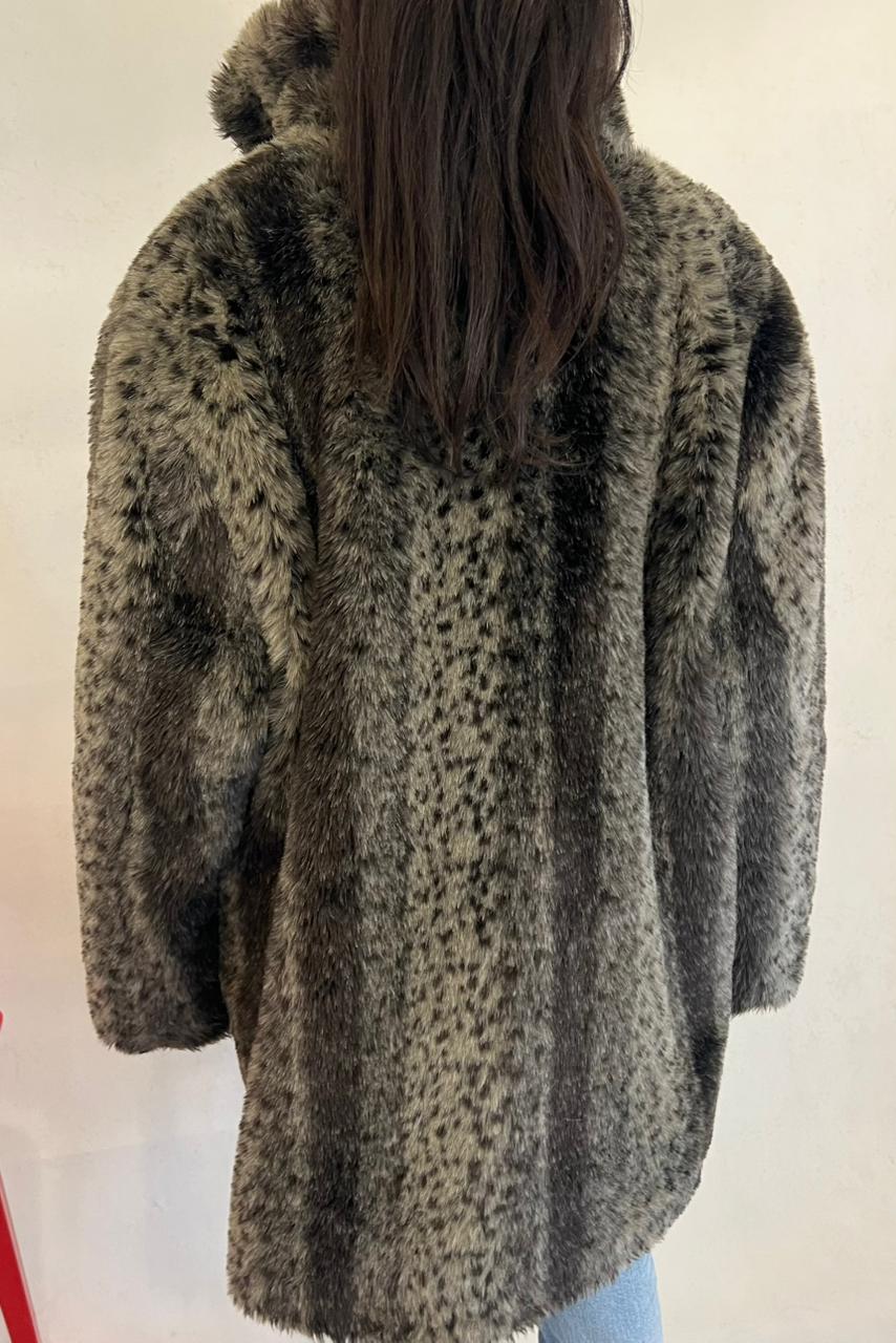 Vintage Oversized faux fur jacket in grey leopard