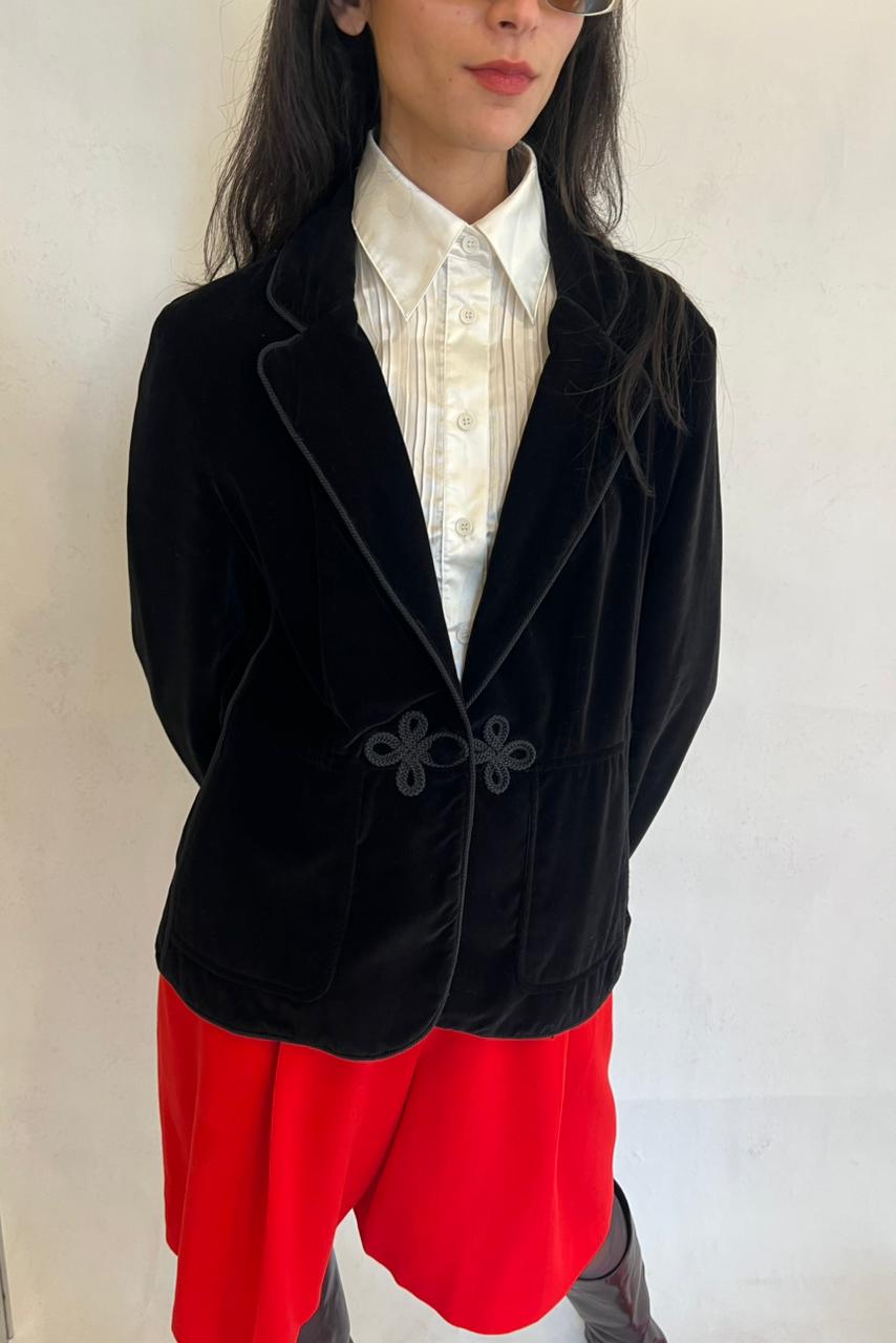Vintage black velvet blazer with frog closures