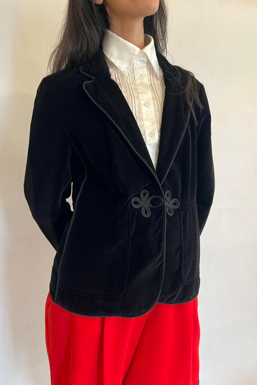 Vintage black velvet blazer with frog closures