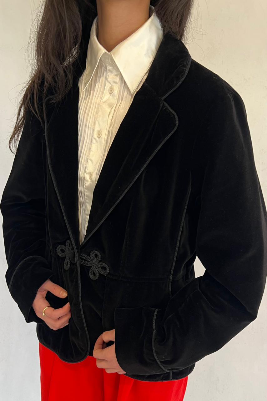 Vintage black velvet blazer with frog closures