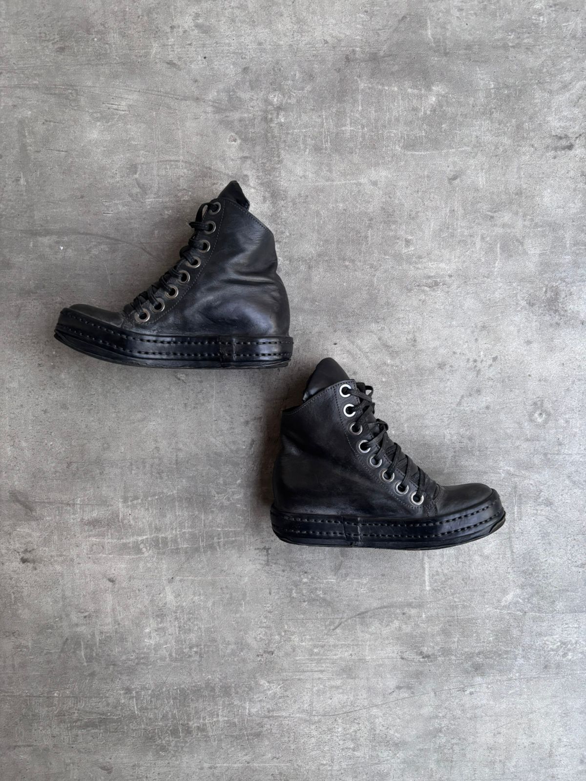 James kearns london Black horse leathers 8 holes sneaker Boots