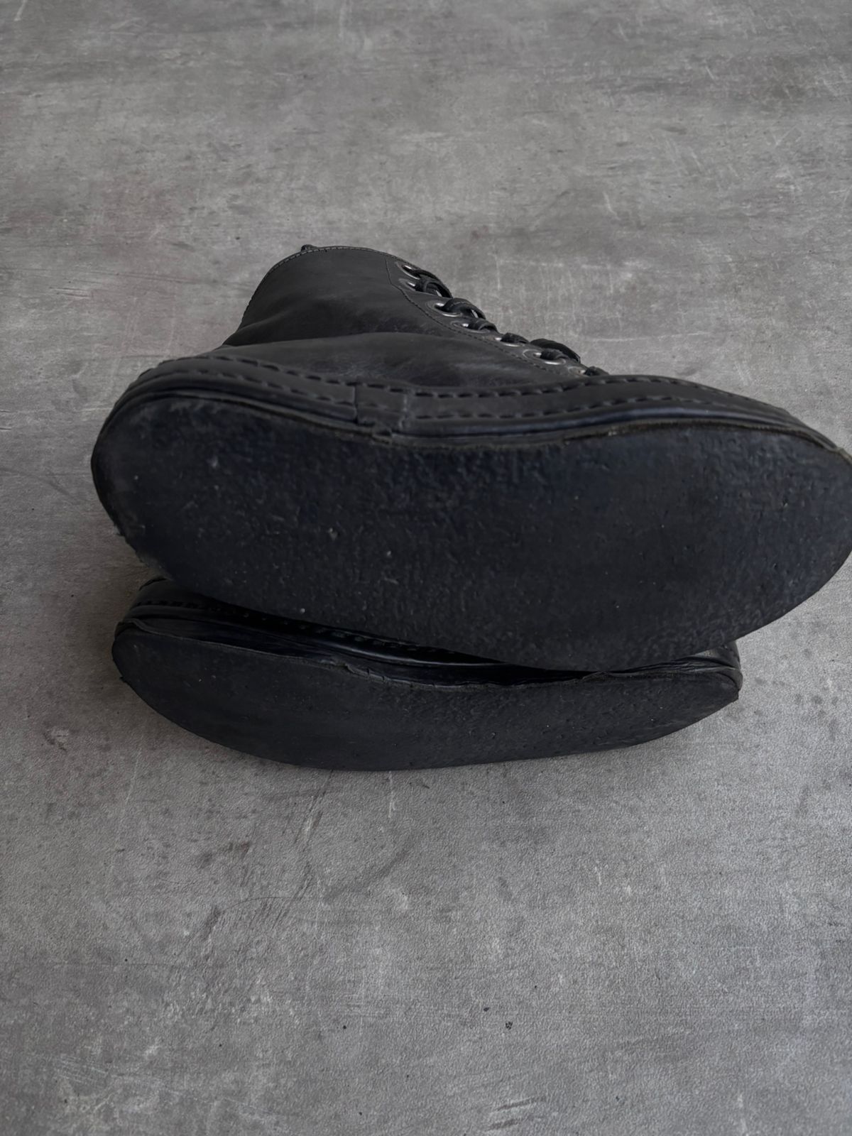 James kearns london Black horse leathers 8 holes sneaker Boots