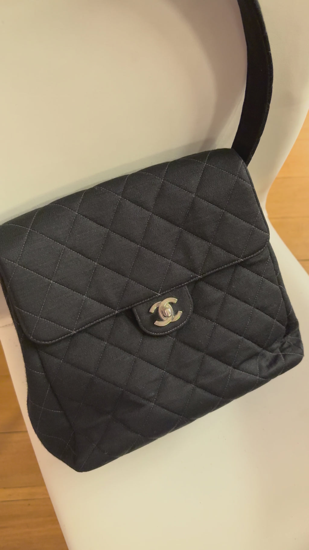 Rare 1996-1997 Chanel CC  double sided flap bag